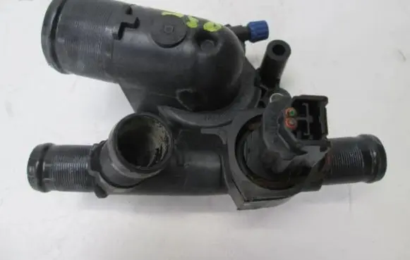 Opel Vivaro Thermostat housing 