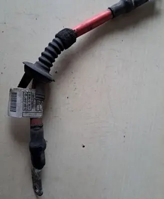 Positive cable (battery)