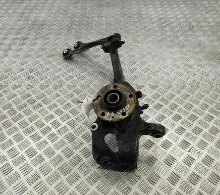 Front wheel hub