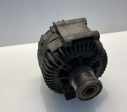 Mercedes-Benz E W211 Generator/alternator A6421540402 106232850 TG17C030