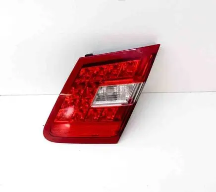 Mercedes-Benz E W212 Tailgate rear/tail lights A2128203264