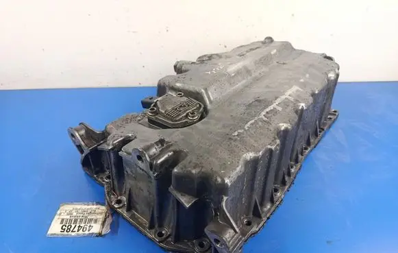 Volkswagen PASSAT B6 Oil sump 03G103603