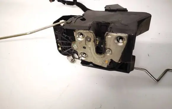 Dacia Logan II Front door lock 