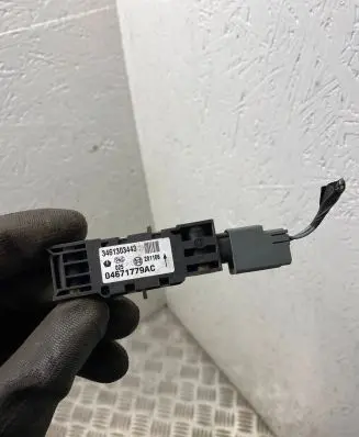 Jeep Grand Cherokee (WK) Airbag deployment crash/impact sensor 04671779AC 3461303443