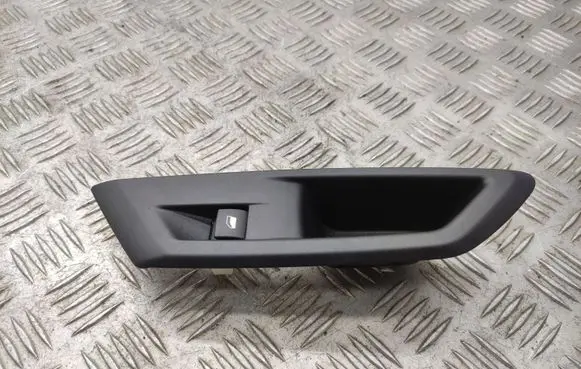 Peugeot 308 Electric window control switch 98352753ZD