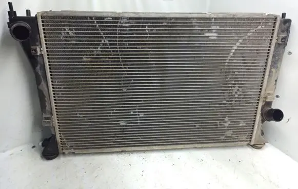 Toyota Corolla Verso AR10 Coolant radiator MN4221333301