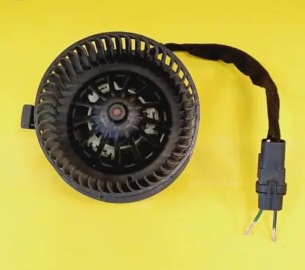 Dacia Logan I Heater fan/blower 7737062203