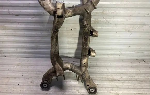 BMW 7 E65 E66 Rear subframe 6750556 13790 6750555