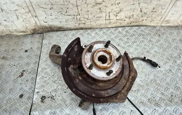 Dodge Nitro Front wheel hub 52125011AD