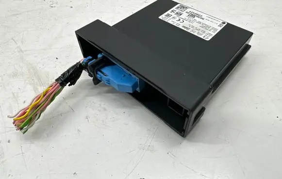 Opel Corsa F Light module LCM 98385683