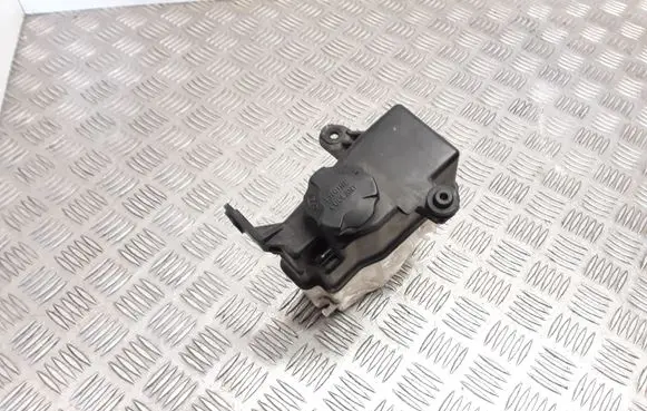 Hyundai i10 Coolant expansion tank/reservoir R428QQ7CA