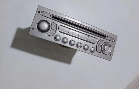Citroen C5 Radio/CD/DVD/GPS head unit 9664513277