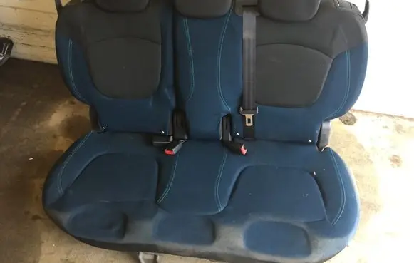 Renault Captur Rear seat 