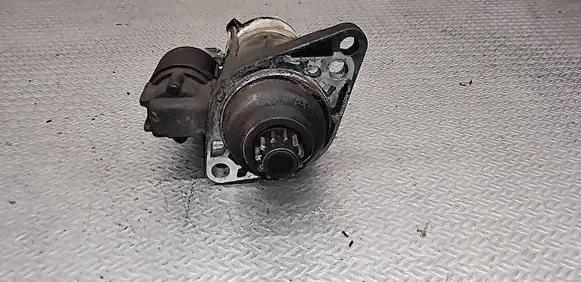 Volkswagen Golf Plus Starter motor 02Z911023H