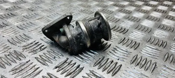 Audi A8 S8 D2 4D EGR valve 078131101F