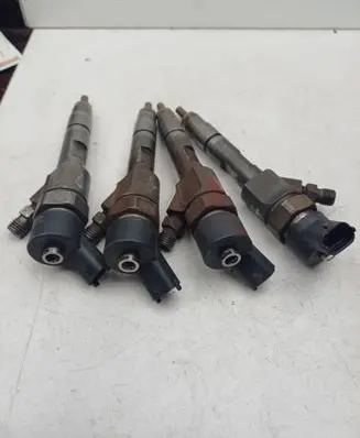 Renault Espace IV Fuel injector 7700111014 0445110021