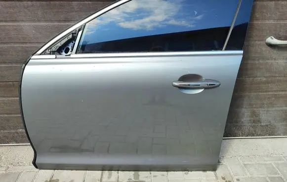 Jaguar XJ X351 Front door