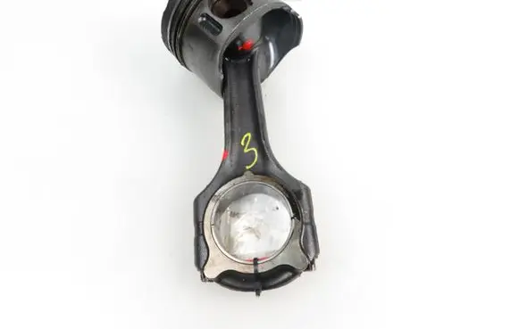 Mercedes-Benz Sprinter W901 W902 W903 W904 Piston with connecting rod