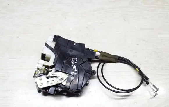 Peugeot 4007 Rear door lock