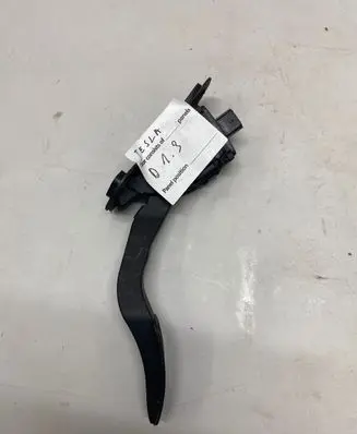 Tesla Model S Accelerator throttle pedal BE5C9F836AA 6PV93337017