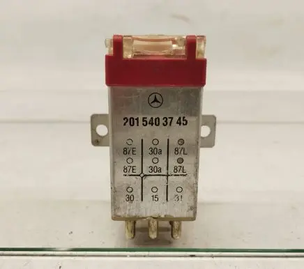 Mercedes-Benz E W124 Other relay 2015403745