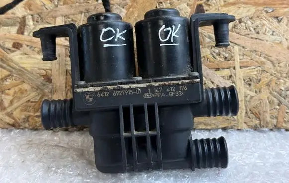 BMW 5 E60 E61 Coolant heater control valve 1147412176 6412692791501 64126927915
