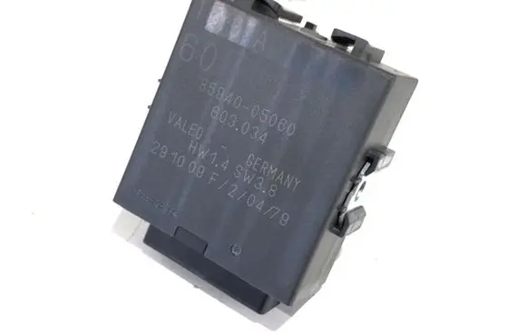Toyota Avensis T270 Other control units/modules 85940-05060