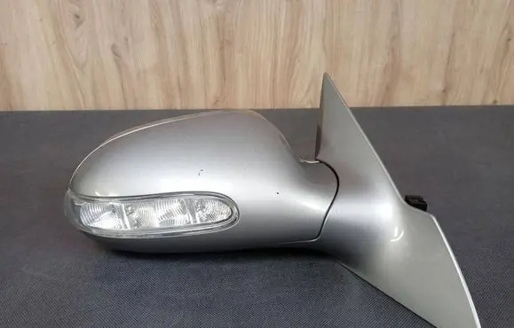 Mercedes-Benz CLK A209 C209 Front door electric wing mirror