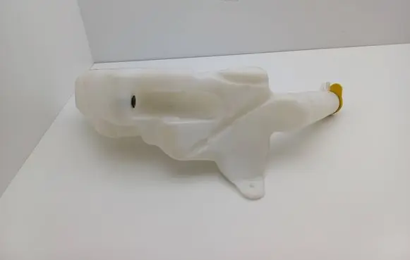 Opel Astra G Windshield washer fluid reservoir/tank 