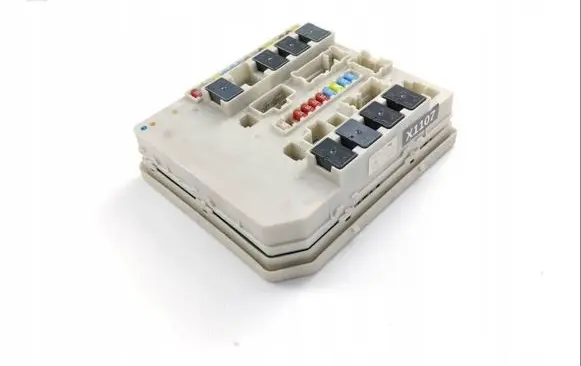 Renault Clio III Fuse box set 356231D