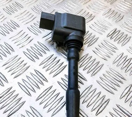 Porsche Macan (95B) High voltage ignition coil 77530004 94660210402