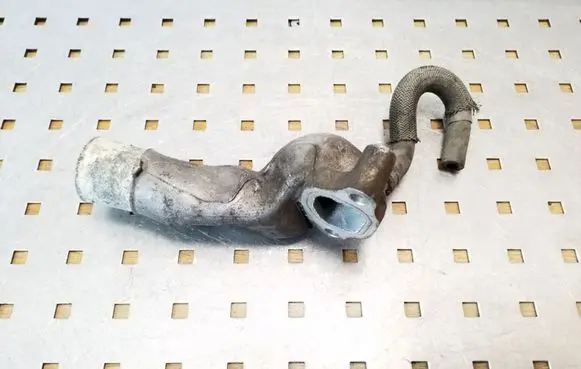 Toyota Avensis T250 Engine coolant pipe/hose