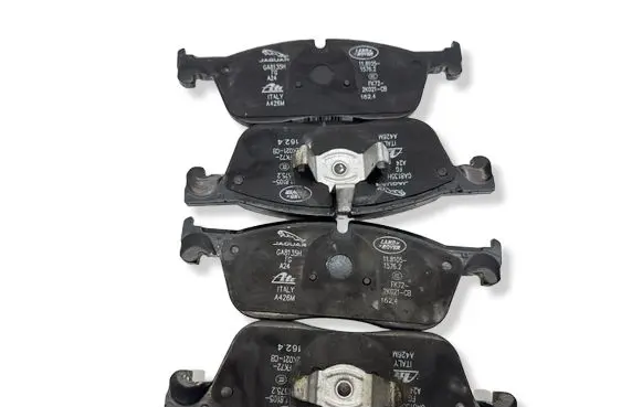 Land Rover Evoque I Brake pads (front) 