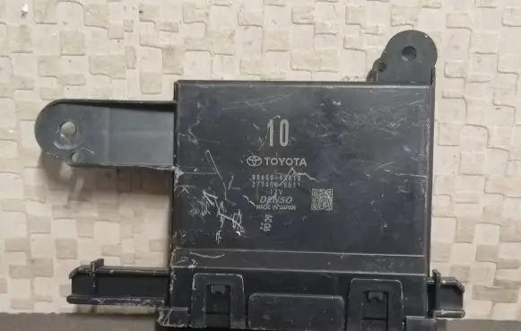 Toyota RAV 4 (XA50) Other control units/modules 8865042810