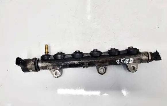 Nissan Qashqai Fuel main line pipe 8200842432 0445214155