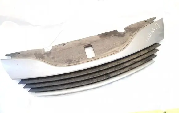 Renault Laguna II Front grill 42137