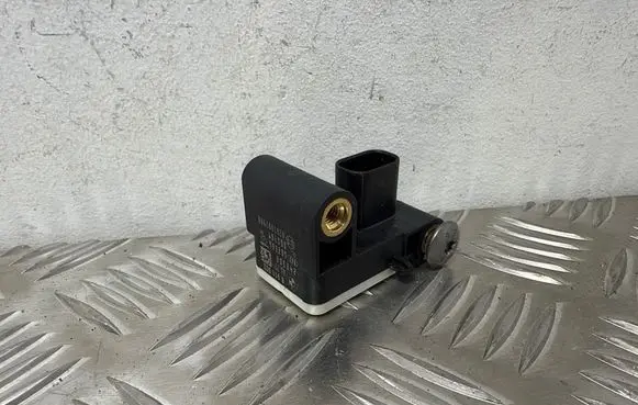BMW 1 E81 E87 Airbag deployment crash/impact sensor 6911003 240508 0285003900