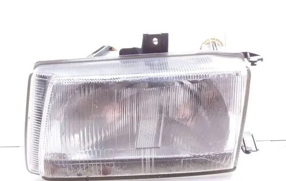 Volkswagen Caddy Headlight/headlamp 67725111 6K5941009A