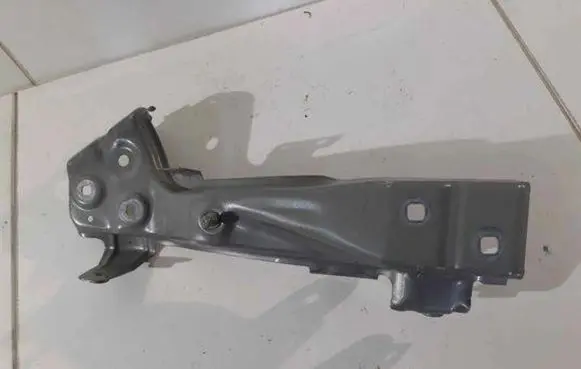 BMW iX Other engine bay part 8737203 028321