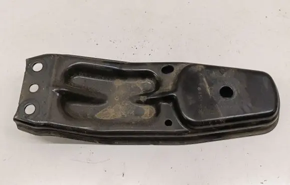 Radiator support slam panel bracket