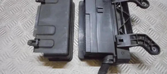 Volvo V40 Fuse box set