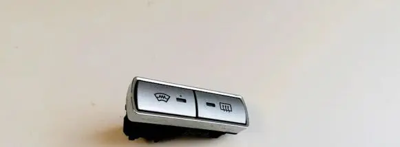 Windscreen/window heater switch