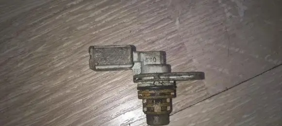 Audi A3 S3 8L Camshaft position sensor 030907601d