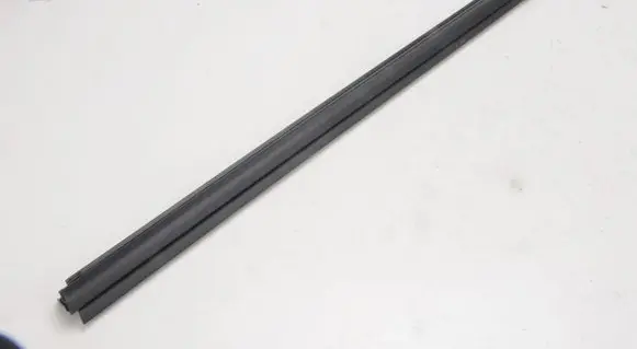 Mercedes-Benz GLE (W166 - C292) Front door windshield rail 