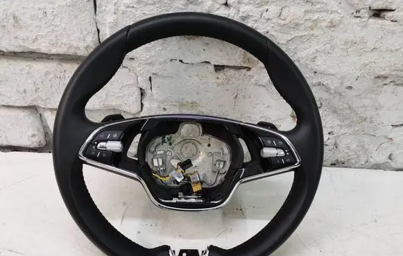 Skoda Octavia Mk4 Steering wheel 5e3959542h