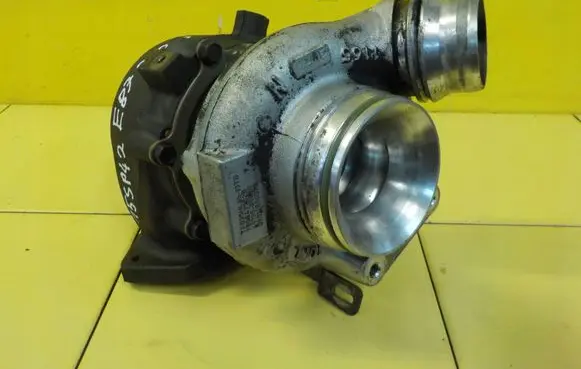 BMW 1 E81 E87 Turbo 4913505890
