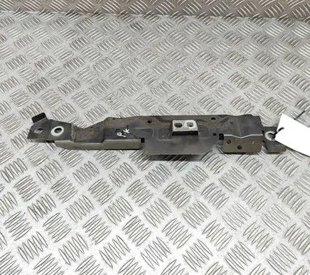 Volvo S90, V90 Fender mounting bracket 31416626