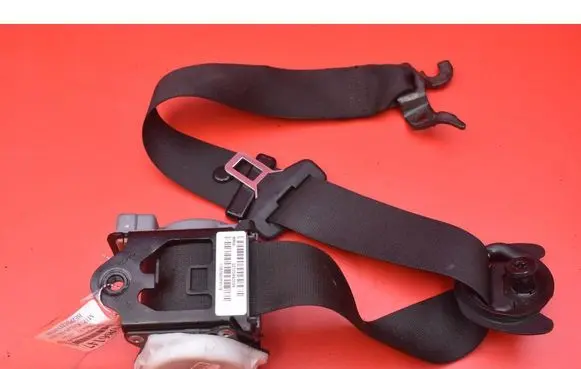 BMW X3 F25 Front seatbelt 306961399001