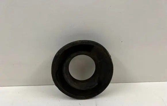 BMW 3 F30 F35 F31 Rear coil spring rubber mount 6764419