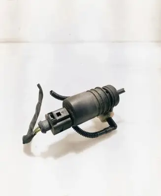 Audi A3 S3 8P Windscreen/windshield washer pump 1J0973722